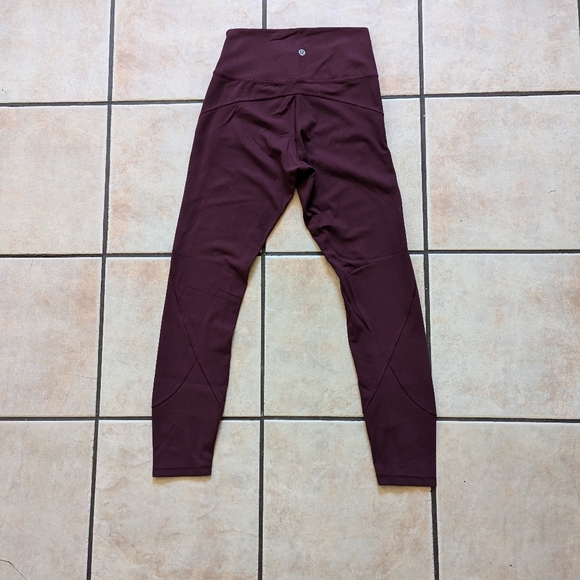 Lululemon In Movement 7/8 Tight - Picture 2 of 3